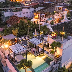 Casa Lola Deluxe Gallery Картахена